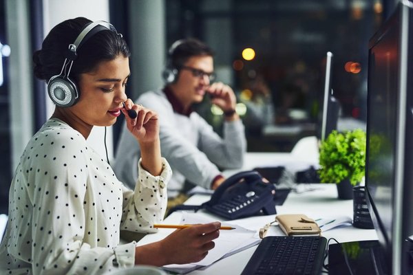 Service client Orange : Pourquoi et comment s'y référer ?